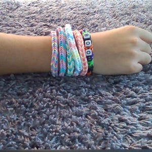 custom rubber bracelets