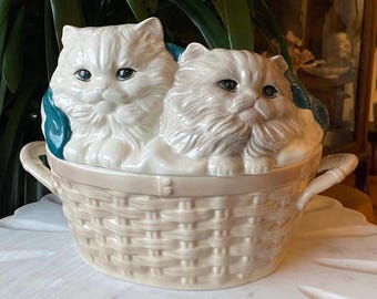 Vintage Persian Cats in Woven Wicker Basket Cookie Jar - 1970’s Hand Crafted Ceramic Canister - Cresteramics BC, Canada