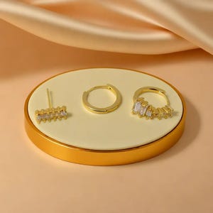 Minimalist Earrings 3pcs Set, Gold Plated Huggie Hoops Stud Earrings, Everyday Womens Jewellery, Womens Accesory.