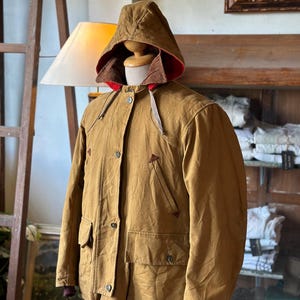 1960’s-1970’s g.c. Higgine Canadian Hunting canvas jacket, Beautiful design, good condition