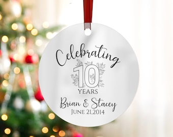 Decorazione in latta per il decimo anniversario, decorazione personalizzata per l'anniversario, decorazione natalizia personalizzata, regalo per il decimo anniversario, regalo per coppie