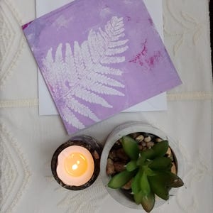 Tarjeta de felicitación abstracta en blanco por dentro