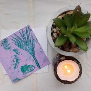 Tarjeta de felicitación abstracta en blanco por dentro