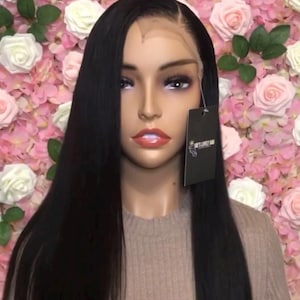 ストレート 18 インチの黒の人毛ウィッグ (マネキンは含まれません)