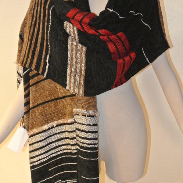 Neu!  Chenille-Rio-Grande-Wrap