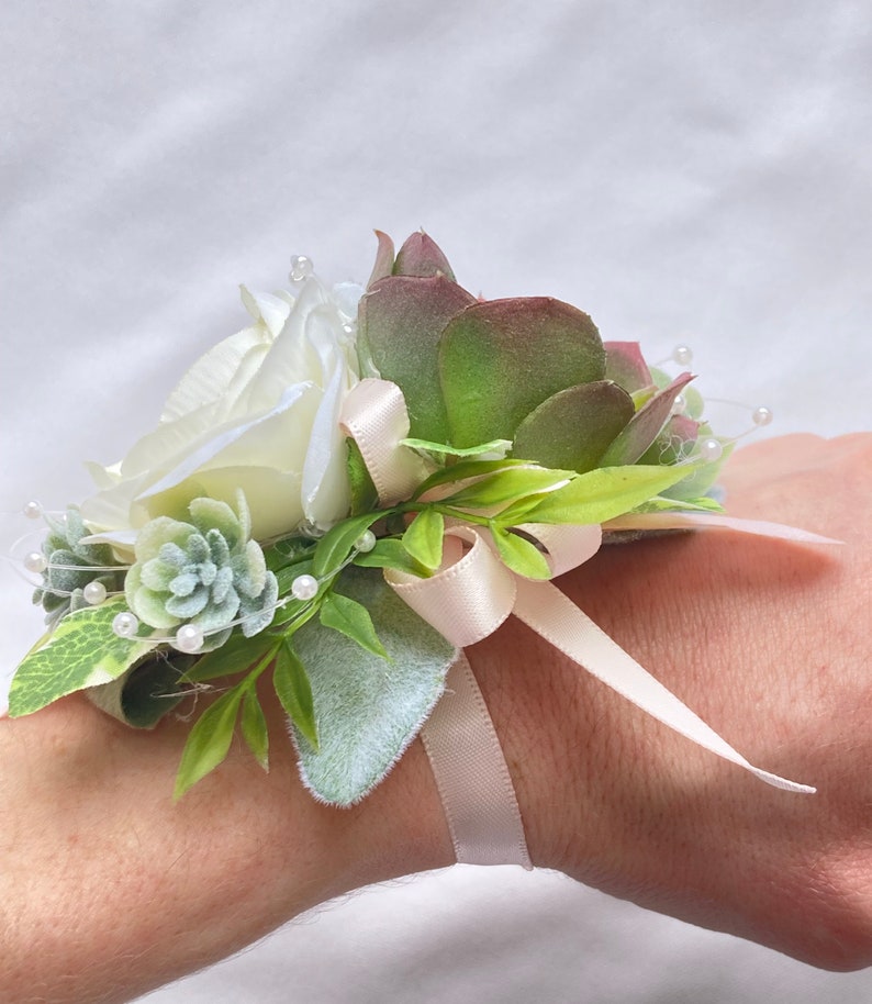 White & Light Pink Succulent Wrist Corsage for Prom, Succulent Bracelet, Tie on Wristband, Artificial Succulents, Wristlet, Formal Dance Bild 3