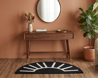 Sunburst Half Circle Doormat: Hand-Tufted Entry Rug In Black And White (45x90cm)