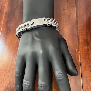 Silver 15mm wide heavy duty Miami Cuban chain, thick solid chain bracelet for men and women, shiny silver stainless steel bracelet
