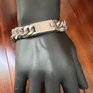 Heavy Duty Miami Cuban Bracelet for Men and Women, Stainless Steel Thick Silver Bracelet, Gift Bracelet.