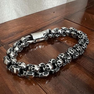 Silver skull bracelet, stainless steel skull bracelet, gift bracelet for men and women