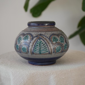 Vintage Pottery Vase with Blue Green Leaf Motif and Speckled Glaze, Hand Decorated Small Rustic Vessel, Nordic Inspired Home Decor