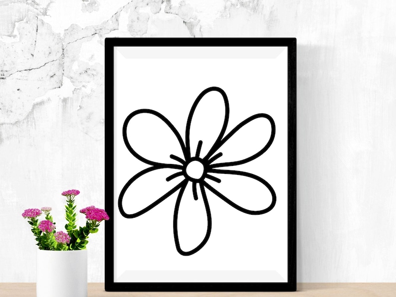 Pode incluir: Um desenho de linha preto e branco de uma flor simples com cinco p&eacute;talos. A flor est&aacute; centrada em um fundo branco dentro de uma moldura preta.