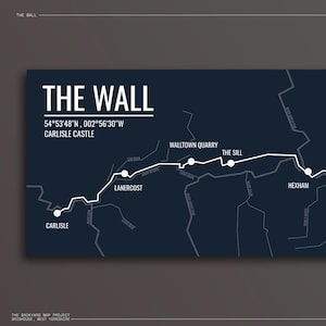 De muur. Een minimalistische interpretatie van de ultramarathonracekaart van The Wall met gedurfde kleuren en strakke lijnen.