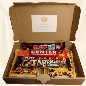 5 Delightful Scandinavian Flavors Chocolate Gift Box |Nordic Treats for All Occasions| Scandinavian Treats |Nordic Sweets|Sweet Gift Box Set