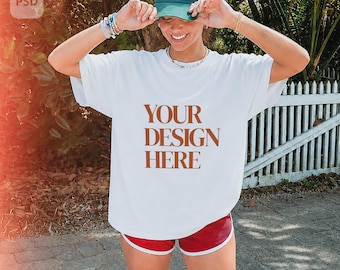Maqueta de camiseta Gildan 5000 blanca en formato PSD + JPG / Camiseta de verano extragrande Coastal Creator (Descarga digital)