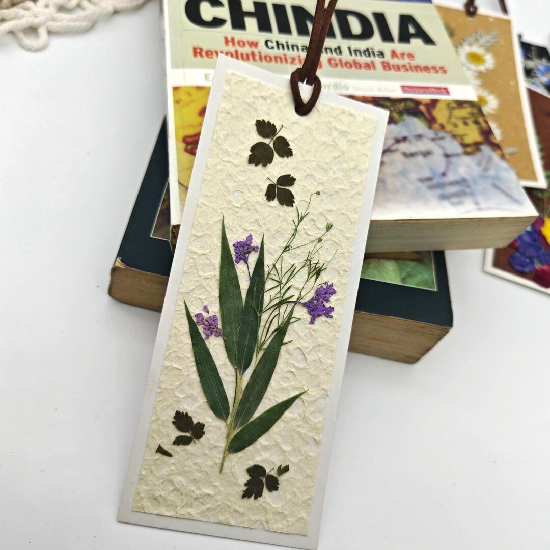 Pressed Flower Bookmark: Handmade Floral Resin Bookmark With Leather ...