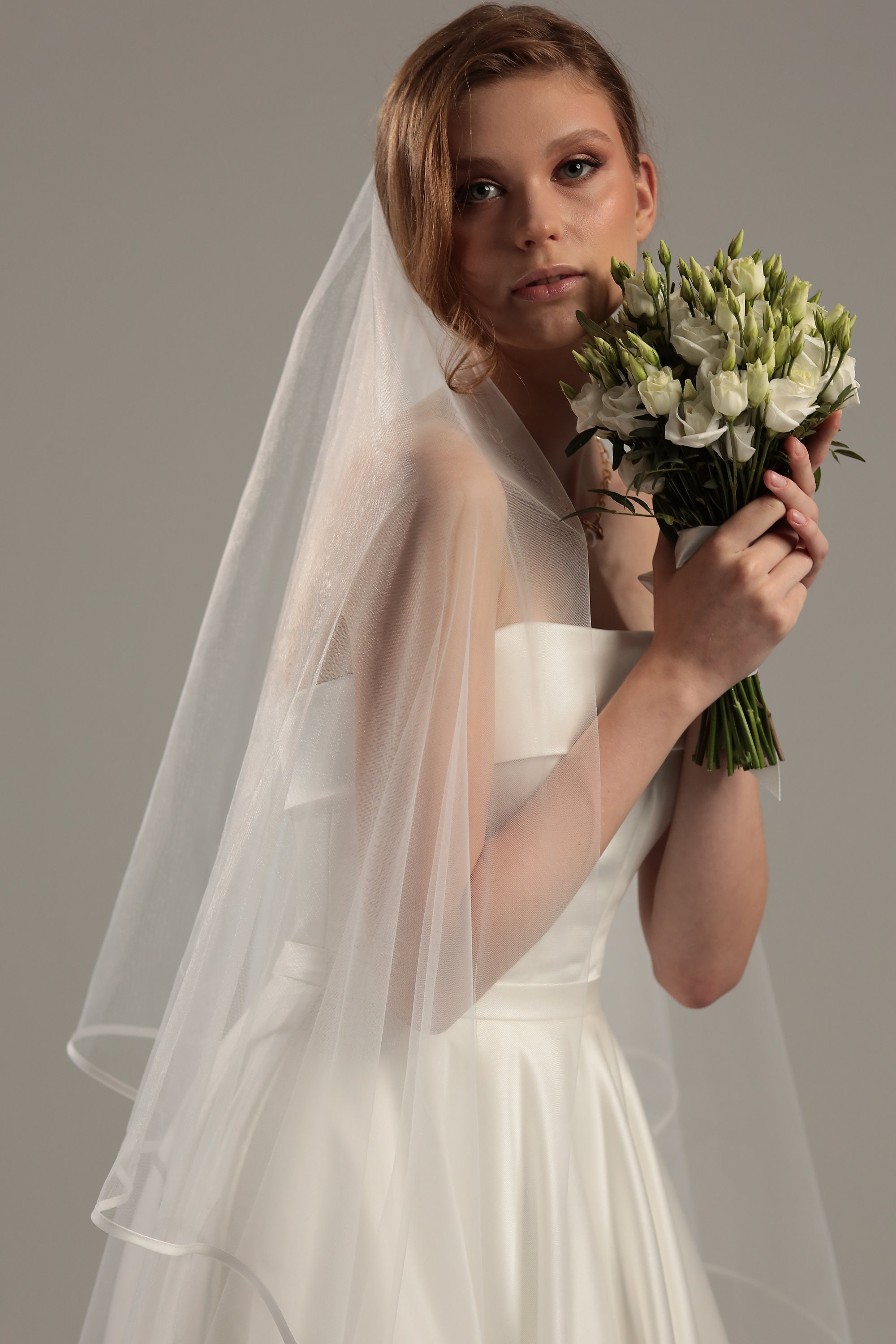 Two-tier Satin Ribbon Veil | Double Layer Veil With Satin  display picture 2