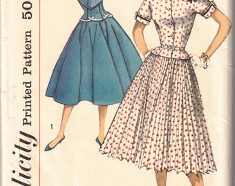 1950s Simplicity Sewing Pattern 2343: Two-Piece Dress with Full Skirt (Size 14)