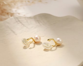 Freshwater Pearl Earrings, Minimalist Pearl Clip On Earrings, Bridesmaid Gift for Her, Mothers day Gift,None Pierced Earrings,Bridal Jewelry
