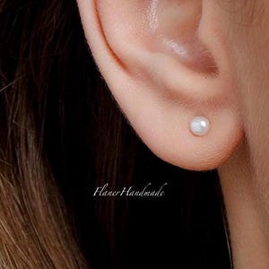 Minimalist Freshwater Pearl Stud Earrings, 925 Tiny Stacking Earrings, Everyday Jewellery, Bridal Earrings, Bridesmaid Gift, Gift for her
