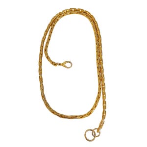 Y2K Gold-tone Chain Link Belt With Clasp Closure Early 2000s 