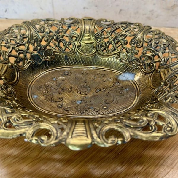 Vintage Italian Brass Dish – Ornate “Made in Italy” Tray (C.T. 7)
