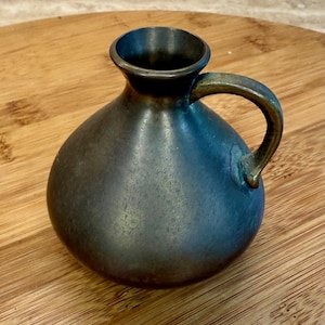 Mini Brass Jug: Handcrafted Indian Decor Accent - Mid-Century Modern