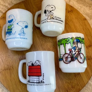 Vintage Fire-king Snoopy & Peanuts Milk Glass Mug Set - 1970s