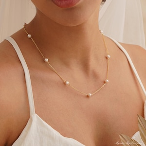 Dainty Minimalist Pearls Choker, Multiple Pearl Necklace, Bridesmaid Gift, Wedding Necklace for Women, Birthday Gift, Christmas Gift for Her