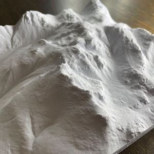 Model topograficzny Scafell Pike 3D drukowany | Oszałamiająca replika terenu | Dekoracja domu w górach | Niepowtarzalny prezent dla miłośników aktywności na świeżym powietrzu