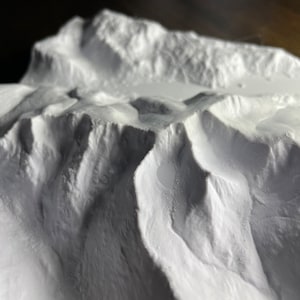 Modèle topographique imprimé en 3D Helvellyn | Superbe réplique de terrain | Décoration d'intérieur montagne | Cadeau unique pour les amateurs de plein air
