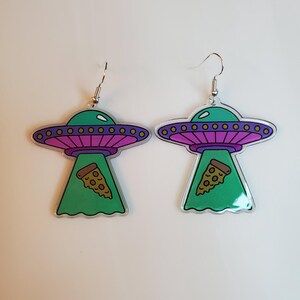 Alien spaceship earrings. Pizza abduction. Novelty jewelry. Alien themed accessories. UFO earrings.