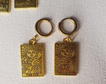 Tarot card earrings. Gold earrings. Gold accessories. Witch aesthetic. Alternative style. The moon, sun, stars, lovers, world, wheel.