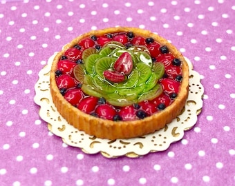 Dollhouse Miniature Food Strawberry and Kiwi Tart Handmade in the UK from Polymer Clay