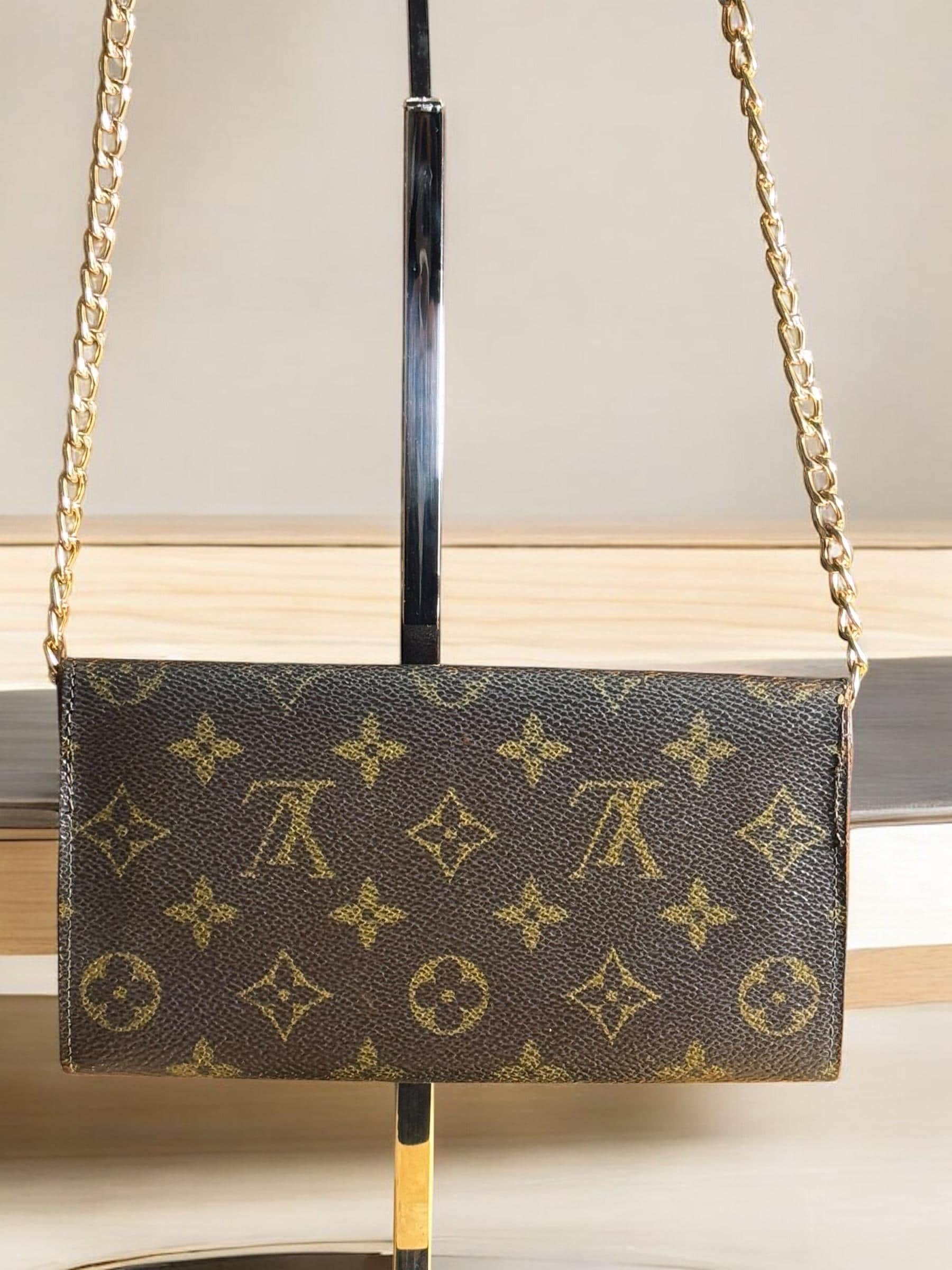 Authentic Louis Vuitton Monogram Portefeuille Sarah M61734 Long