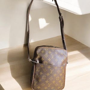 【ちびび…】LOUIS VUITTON ダヌーブ クロスボディ ショルダー クロスボディバッグ LOUIS VUITTON ダヌーブのご紹介です☆[2019.06.09