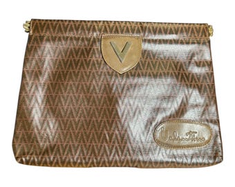 Vintage Valentino Leather Clutch: Elegant Designer Handbag with Gold Hardware for Luxury Gift-Giving