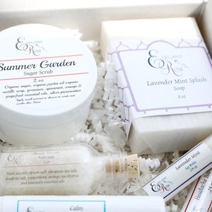 Luxurious Spa Gift Set: Bath Salt, Soap, Lip Balm, Lotion - Relaxation Gift