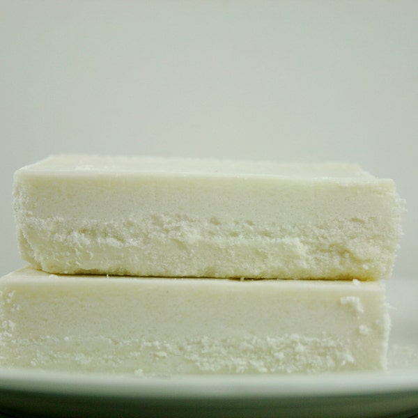 Unscented Babassu Shampoo & Body Bar: Coconut-Free Allergy Soap