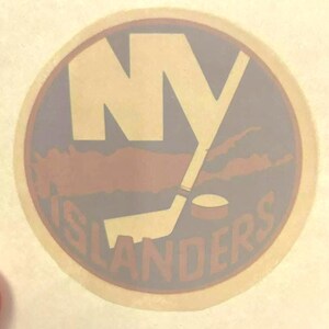 Original Vintage 1970s New York Islanders NHL Hockey Mini Iron On Transfer