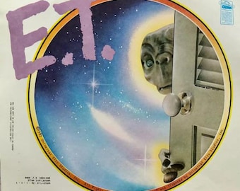 Original Vintage 1982 E.T. The Extra Terrestrial Movie ET Peeking from Closet Iron On Transfer