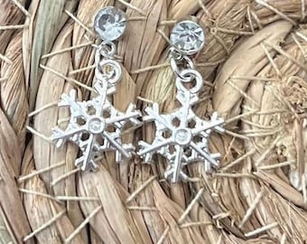 SnowFlake Earrings. All Hypoallergenic