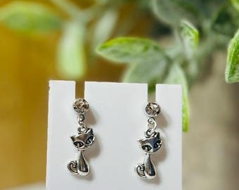 Animal Stud earrings. Hypoallergenic