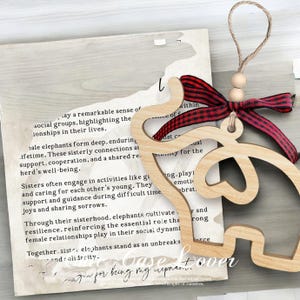 Wooden Elephant Hanger Friendship Gift, Sisterhood Keepsake, Handmade Maple Wood Ornament, Love Loyalty Decor, Gift for Friends,Cotton Pouch
