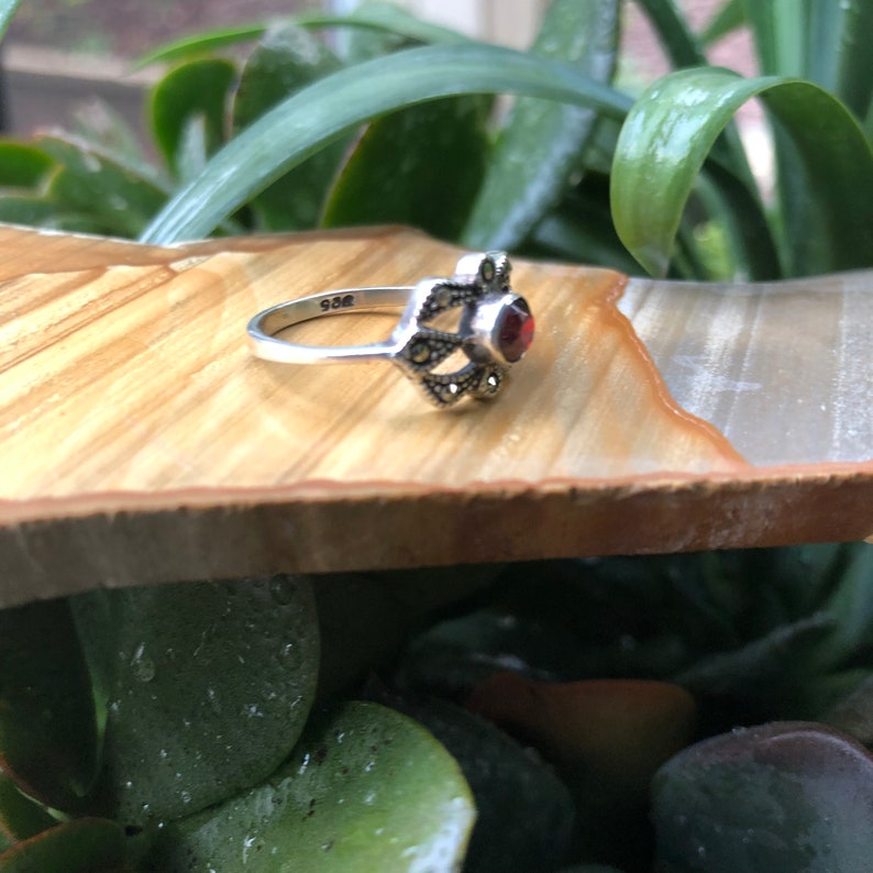 Vintage Garnet Ring Garnet and Marcasite Ring Vintage Rings Vintage Art Deco Ring Red Garnet Size 7 925 Silver Ring
