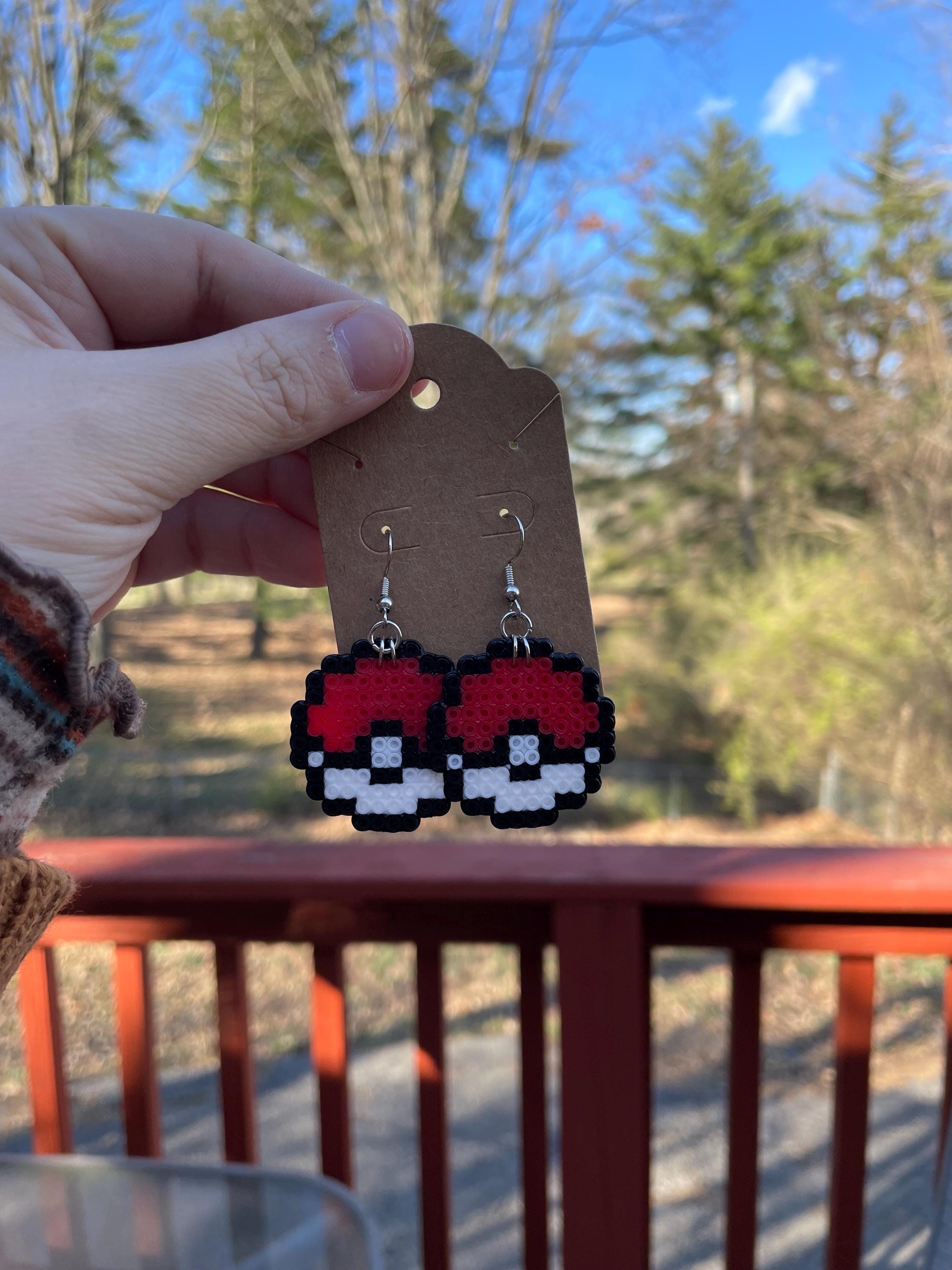 Poké ball perler - Etsy Österreich, image size:2250x3000