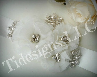 Bridal Sash, Wedding Sash, Bridal Belt , Crystal wedding sash , Crystal sash , Beaded Sash, Rhinestone Bridal Sash, Flower Sash