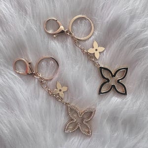 Luxury Floral Keychain, Gold-Plated Flower Bag Charm, Key Holder, 4th of July Gift for Women, Elegant Purse Accessory, Birthday Gift for Her