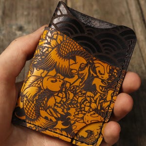 Koi Fisch, Leder Geldbeutel, handgemacht, Glücksbrieftasche, japanisches Design, Wellen, personalisiert