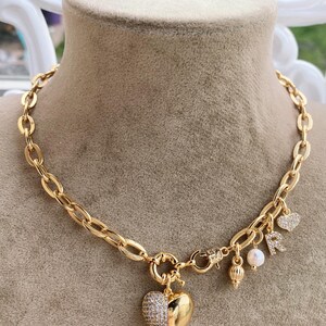 Collar con dije de corazón, colgante de letra dorada, delicado collar de amor, elegante regalo de joyería para el Día de la Madre, para tu pareja o para un regalo de cumpleaños especial
